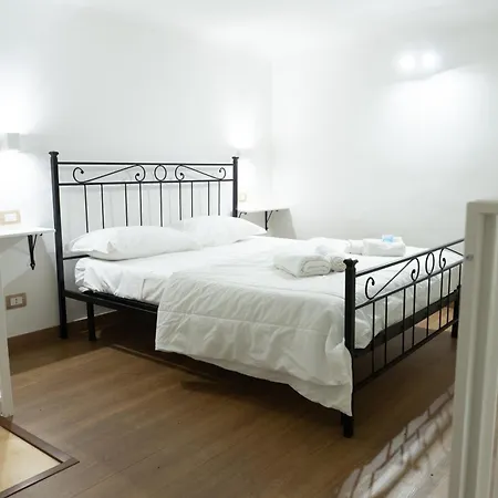 Zenit Apartment *