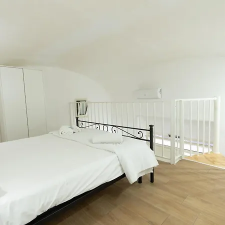 Zenit Apartment *